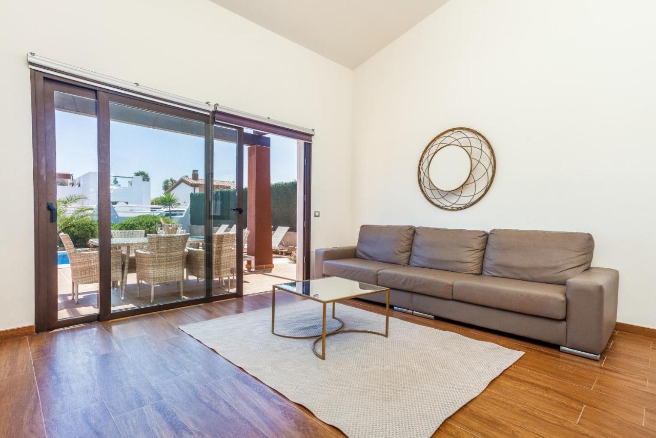 Villa Zafiro 13 Golf Private Pool Caleta De Fuste By Holidays Home Exteriör bild